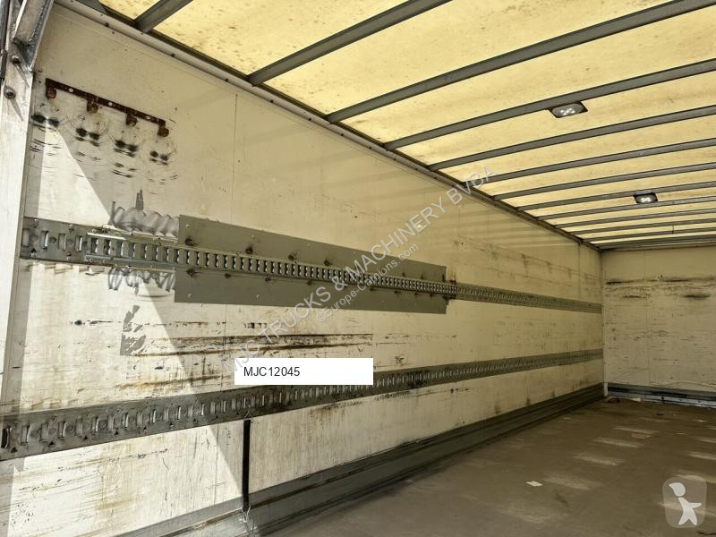 Kamion Scania P320 RETARDER - CLOSED BOX 8m25 x...