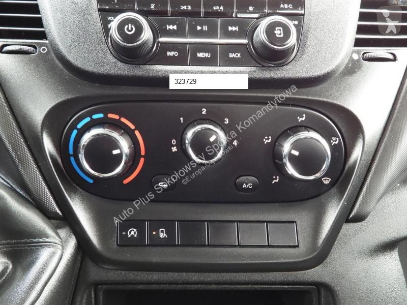 Veicolo commerciale Iveco DAILY 35C14 WYWROTKA...
