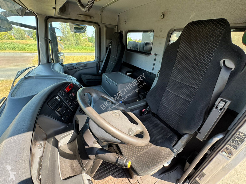 Vrachtwagen Mercedes ACTROS 4851 V8 8x8 tipper