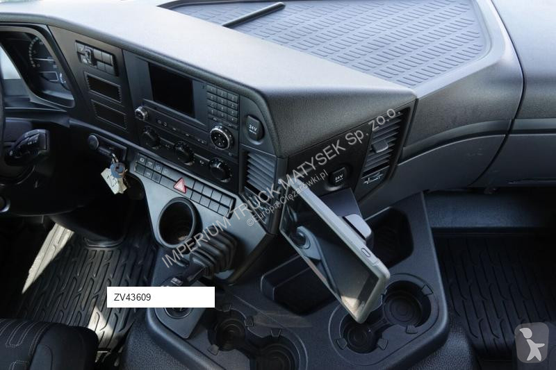 Camión Mercedes 192 E-4 HIPRO