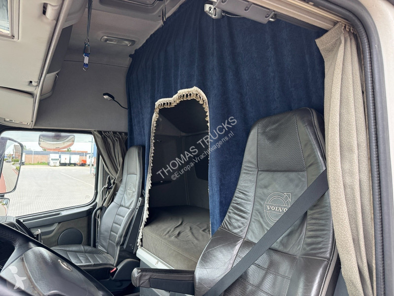 Kamion Volvo 6x2 HMF 2820 K5, NCH Cable system...