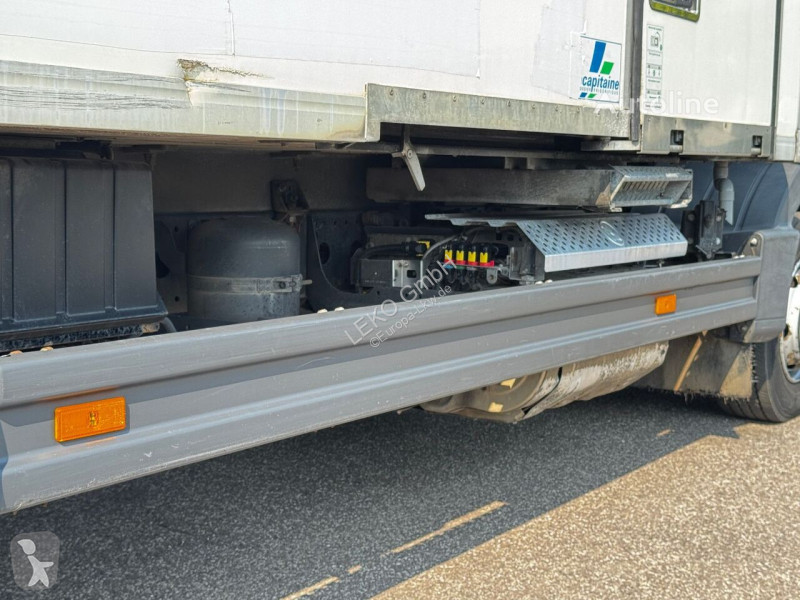شاحنة Mercedes 1021 Mit Carrier Sp 850Mt