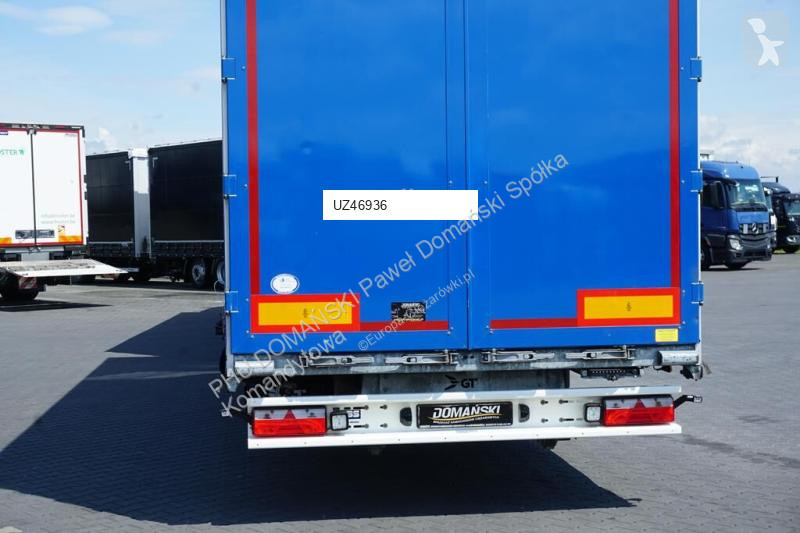 Kamion s návěsem Mercedes / TANDEM