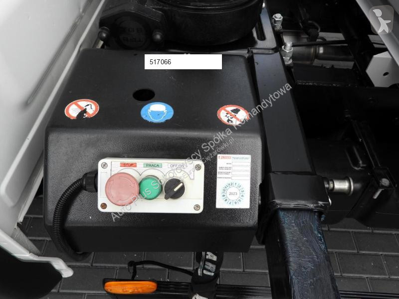 Furgoneta Iveco DAILY 35C18 WYWROTKA...