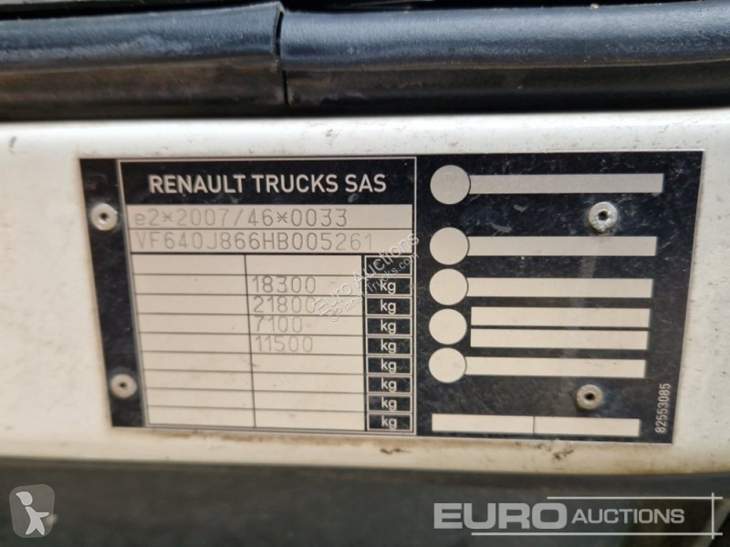 Camion Renault D18