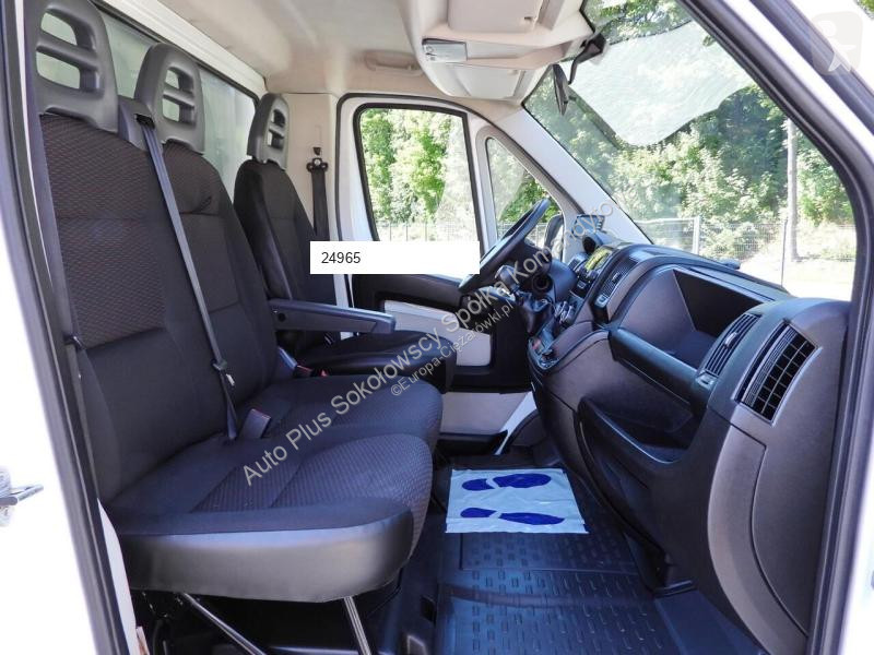 Nyttofordon Peugeot BOXER KONTENER WINDA 8...