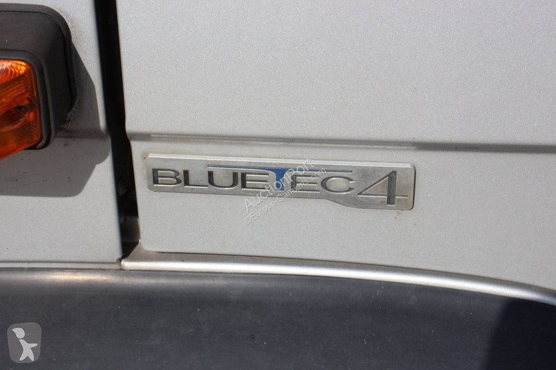 Camion Mercedes 670.3