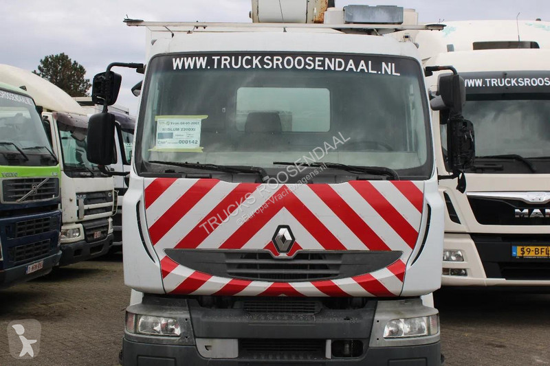 شاحنة Renault 220 + manual + 16 meter