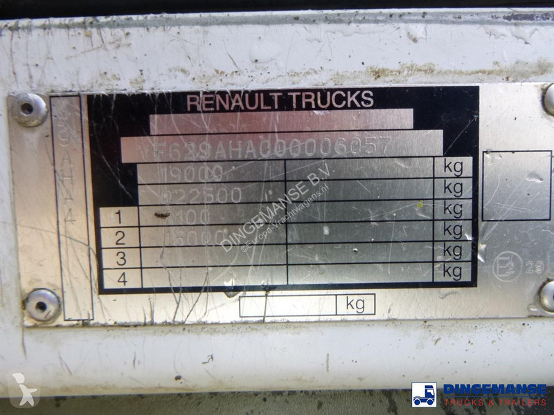 شاحنة Renault 260.19 dxi 4x2 gas tank 19.5 m3