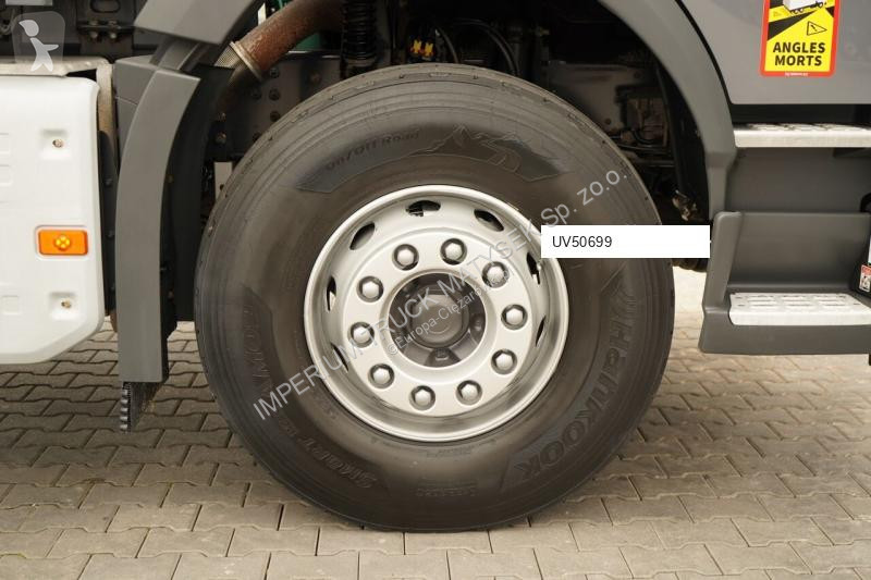 شاحنة Volvo HDS HC-183