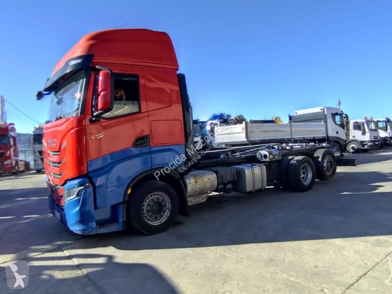 شاحنة Iveco