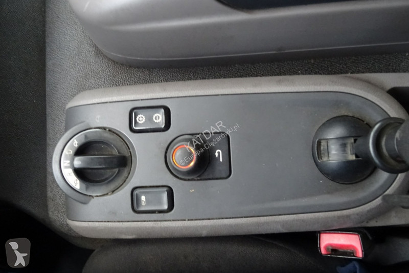 شاحنة DAF LF 220 Euro 6 kontener 18p winda...