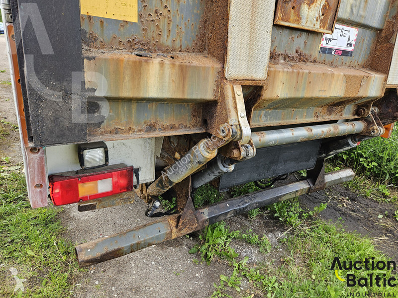 شاحنة Volvo 15