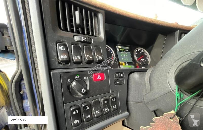 Хенгер Scania T18/20
