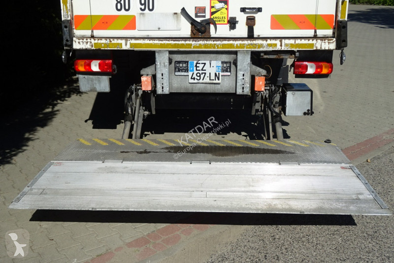 Камион Mercedes 1218 Euro 6 kontener 20pal...