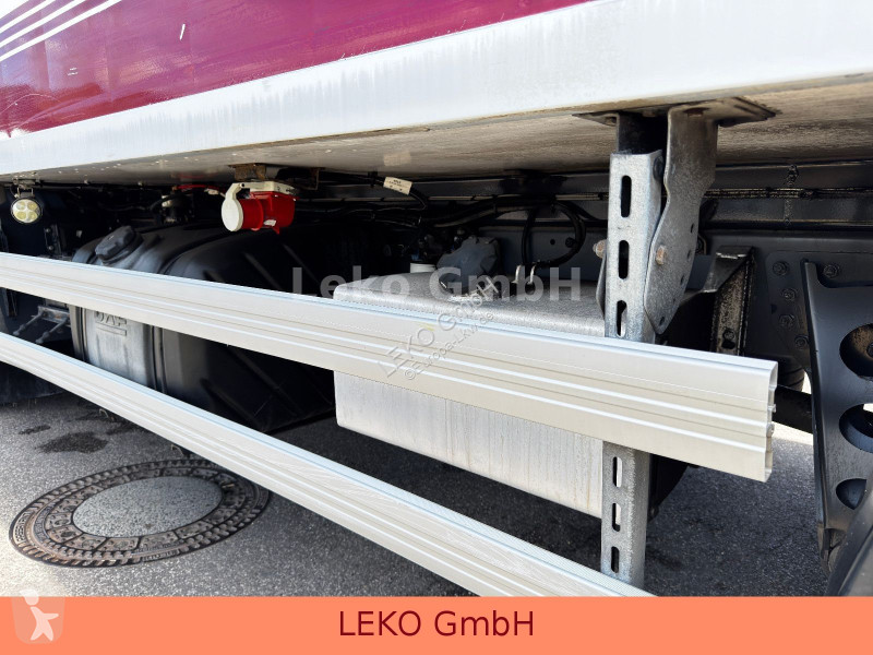 شاحنة DAF 210 FA  Fleischhacken ( MEAT )3Stück