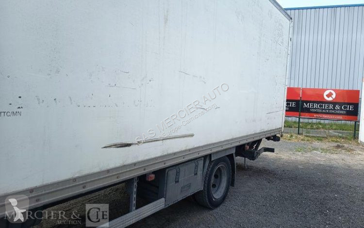 شاحنة Iveco