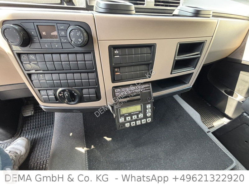 شاحنة MAN 12.250*L.Haus*Carrier*Portaltüren*LBW*