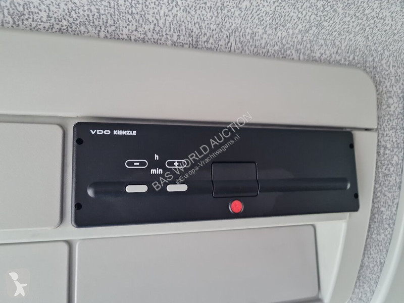 Lastbil Iveco 180E300