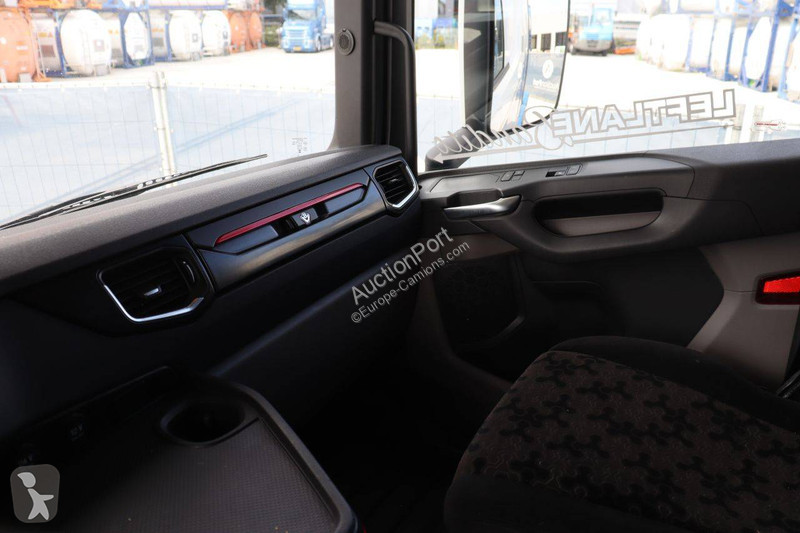 Грузовик Scania 530