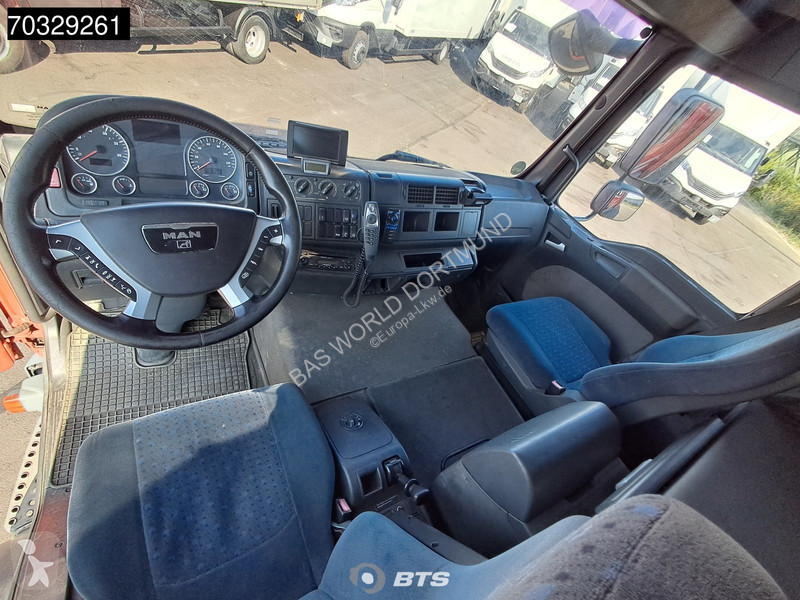 شاحنة MAN 12.240 4X2 12tonner curtainsider...