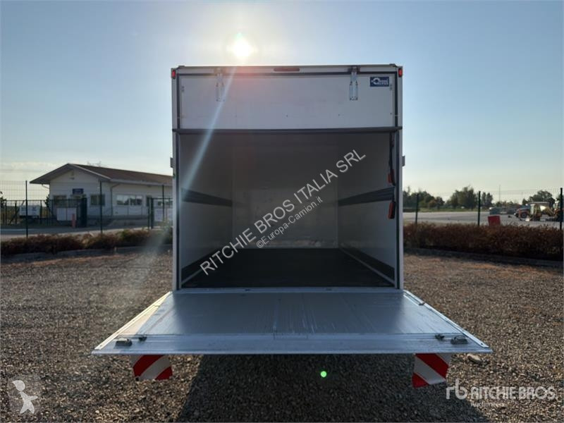 Kamion Opel 2.2 103 KW KO/LBW L4 Van Truck