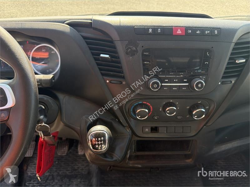 Furgoneta Iveco