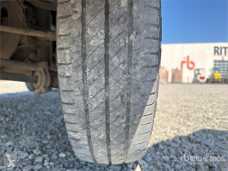 Furgoneta Iveco