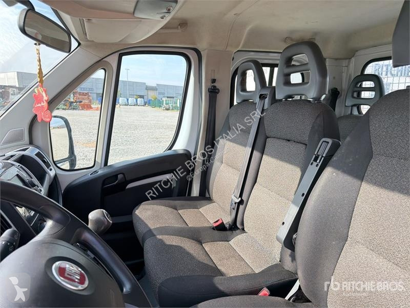 Kamion Fiat ducato Crew Cab Flatbed Truck