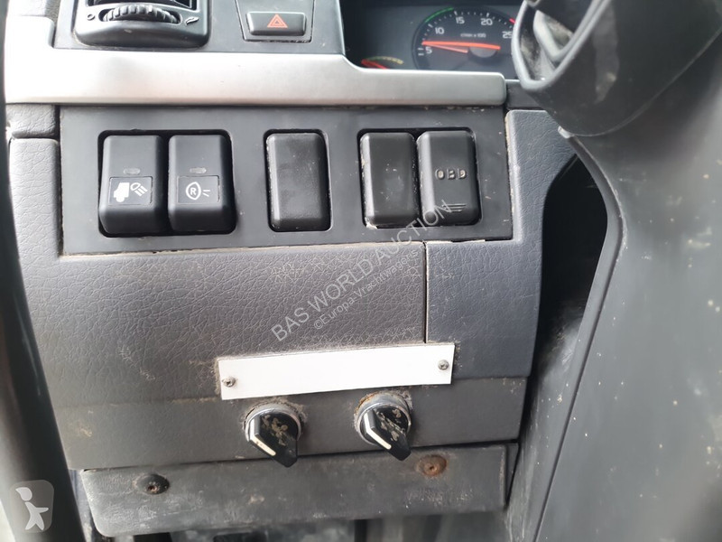 Camión Volvo 420