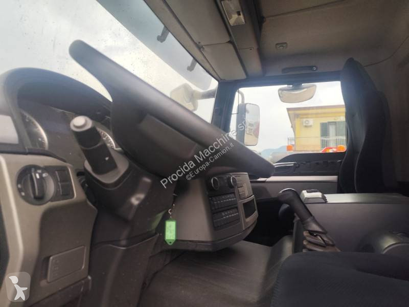 Camion MAN 18.340