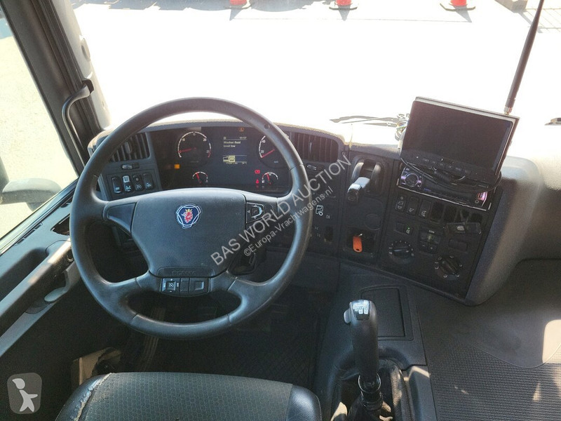 Camião Scania 400