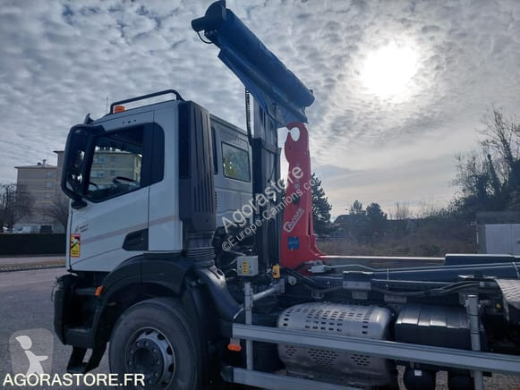 Грузовик Iveco