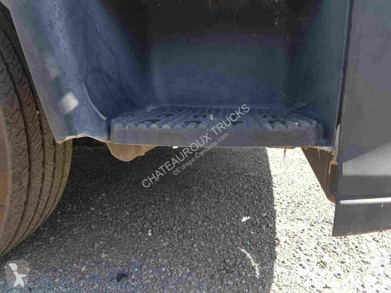 Iveco 120 E 28 tector truck