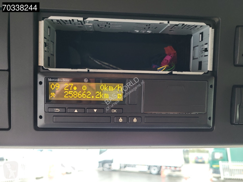 شاحنة Mercedes 1842 4X2 6,18m Box Tailgate...