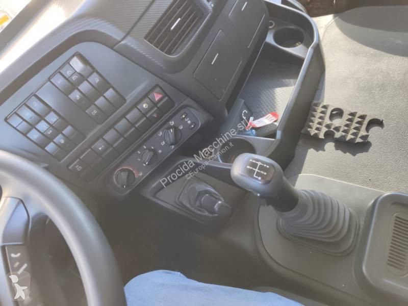 Kamion Iveco AD 260 S 31 X/P