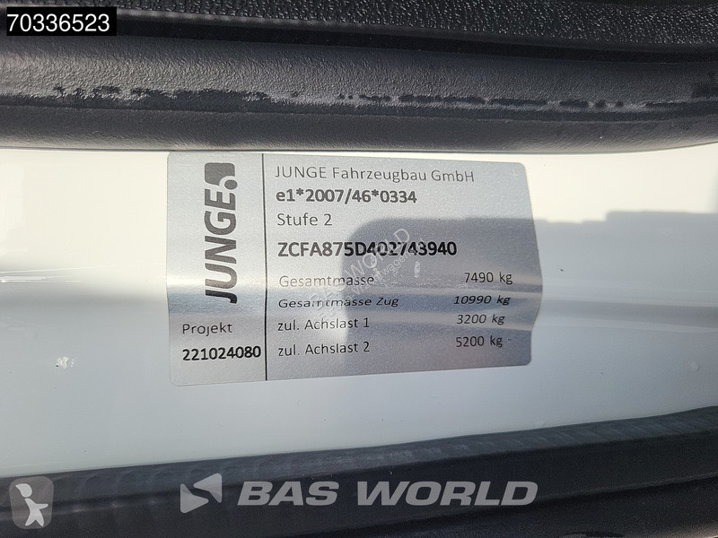 Kamion Iveco 75E190 4X2 8tonner 1000kg Tailgate...