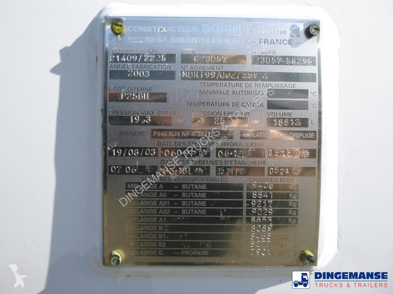 Renault 270.19 4x2 gas tank 18.8 m3 truck