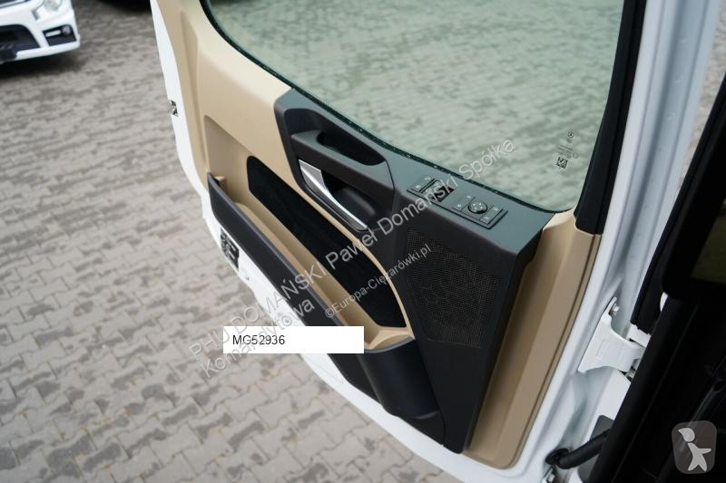 Kamion Volvo FM / 380 / EURO 6 / CHŁODNIA +...