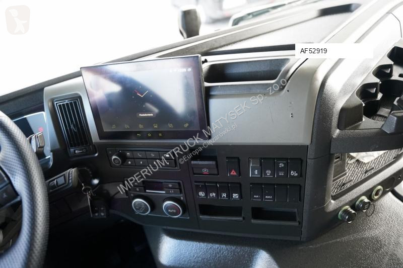 شاحنة Volvo / PRZYCZEPA / CHŁODNIA - 6,8 M /...