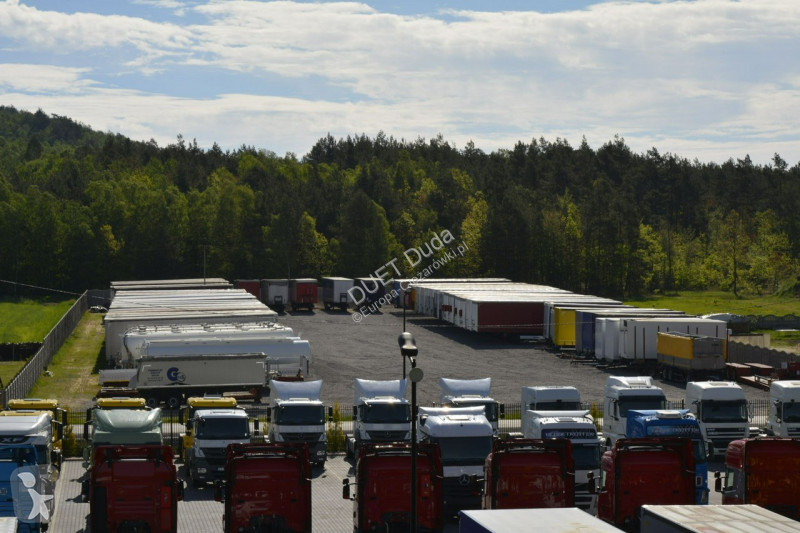 Camion Renault 180.240DXI długość...