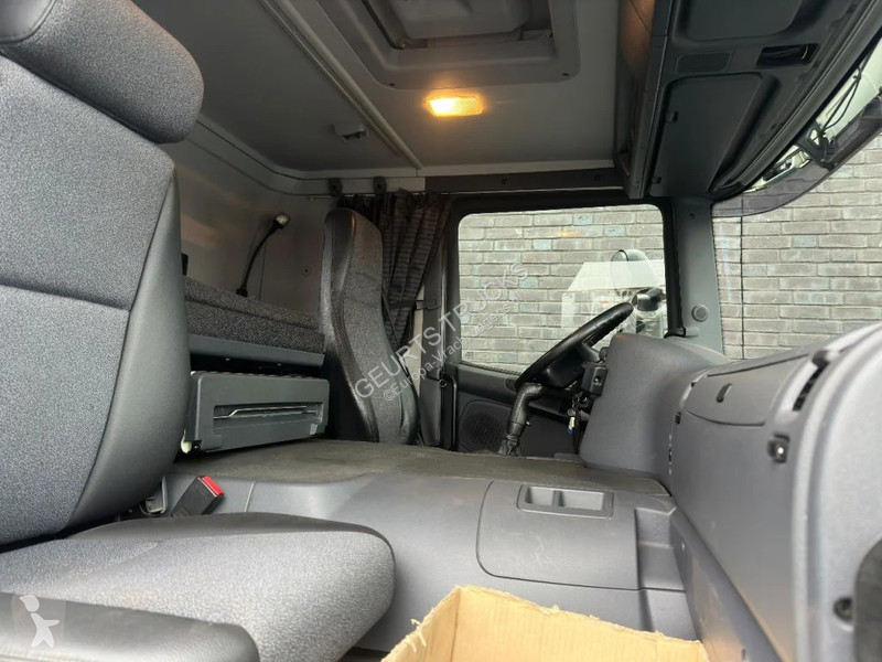 Camion Scania P420 8X4 + LIEBHERR LTF 1045-4.1...