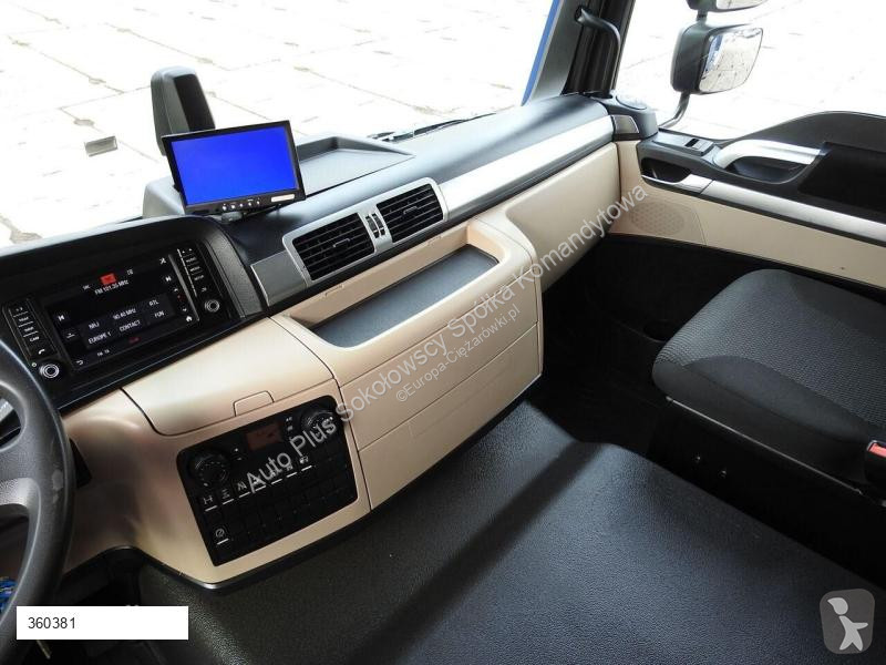 Camion MAN TGL 12.220 KONTENER WINDA 18 PALET...