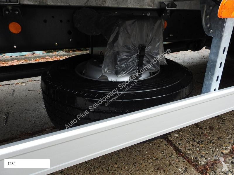 Camion Iveco EUROCARGO 120-250 NOWY PLANDEKA...
