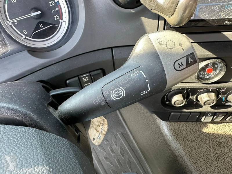 Camion DAF 330 6X2 MKG HLK 341 SHP A8...
