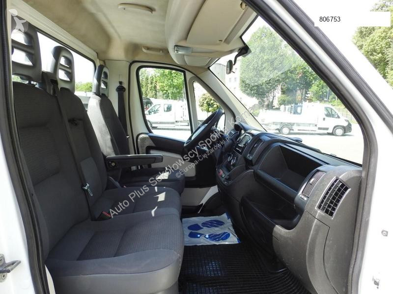 Véhicule utilitaire Peugeot BOXER WYWROTKA...