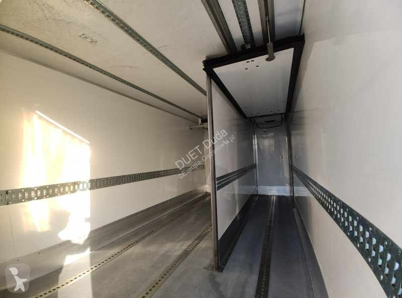 Camion Iveco 70C17 Mroźnia Ściana Grodziowa...