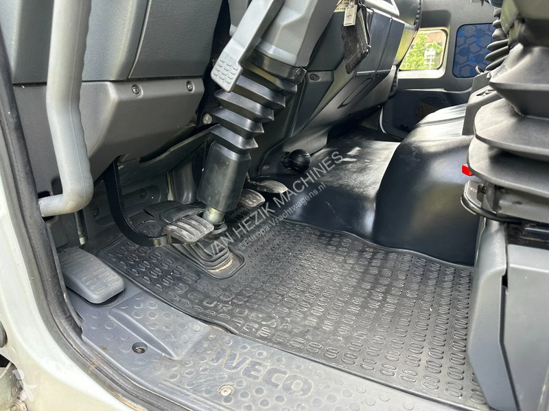 Kamion Iveco EuroCargo 120 manual haib 099...