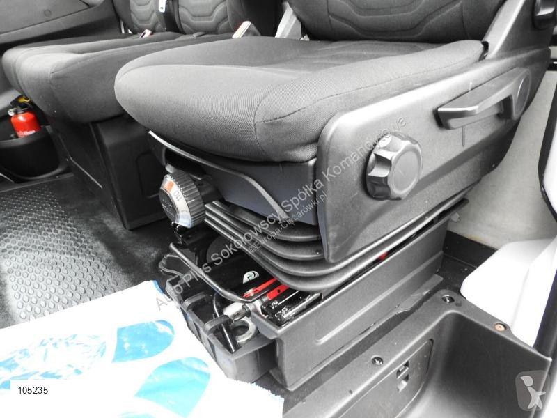 Kamion Iveco DAILY 70C17 CHŁODNIA 0*C WINDA 9...