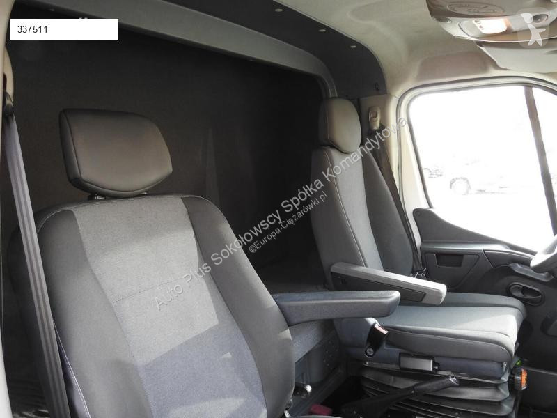 Autoutilitară Renault MASTER PLANDEKA 10 PALET...